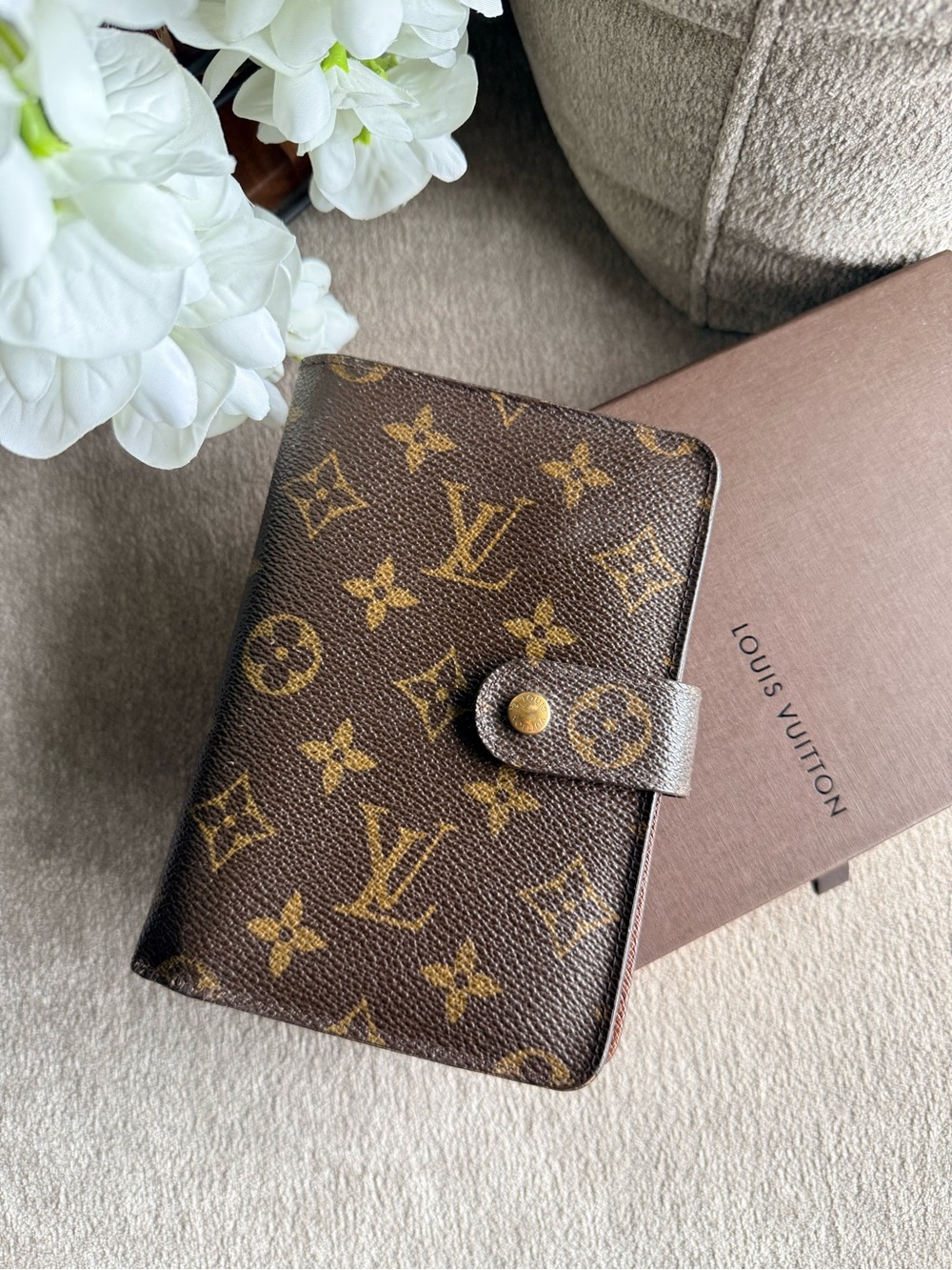 Louis Vuitton Monogram Brown Canvas Passport Wallet Authentic